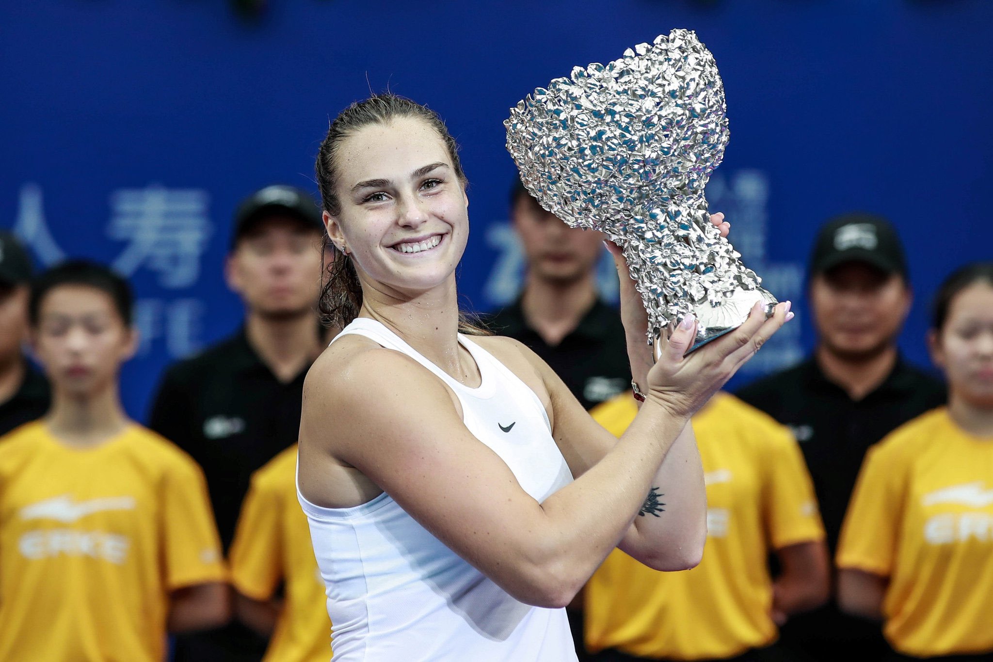 Aryna Sabalenka Vence Bertens E Leva O Finals B – Portal Do Tênis