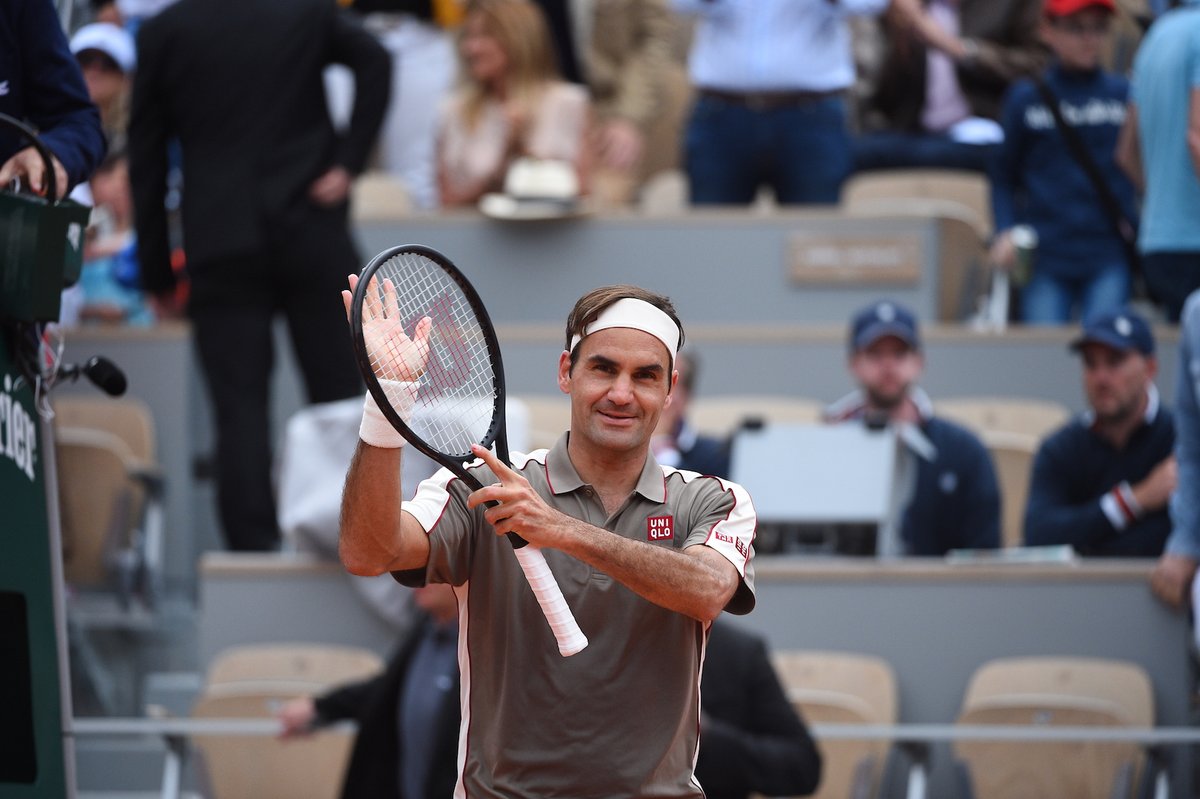 4 anos depois, Federer vence fácil na estreia de Roland Garros, Fino comenta