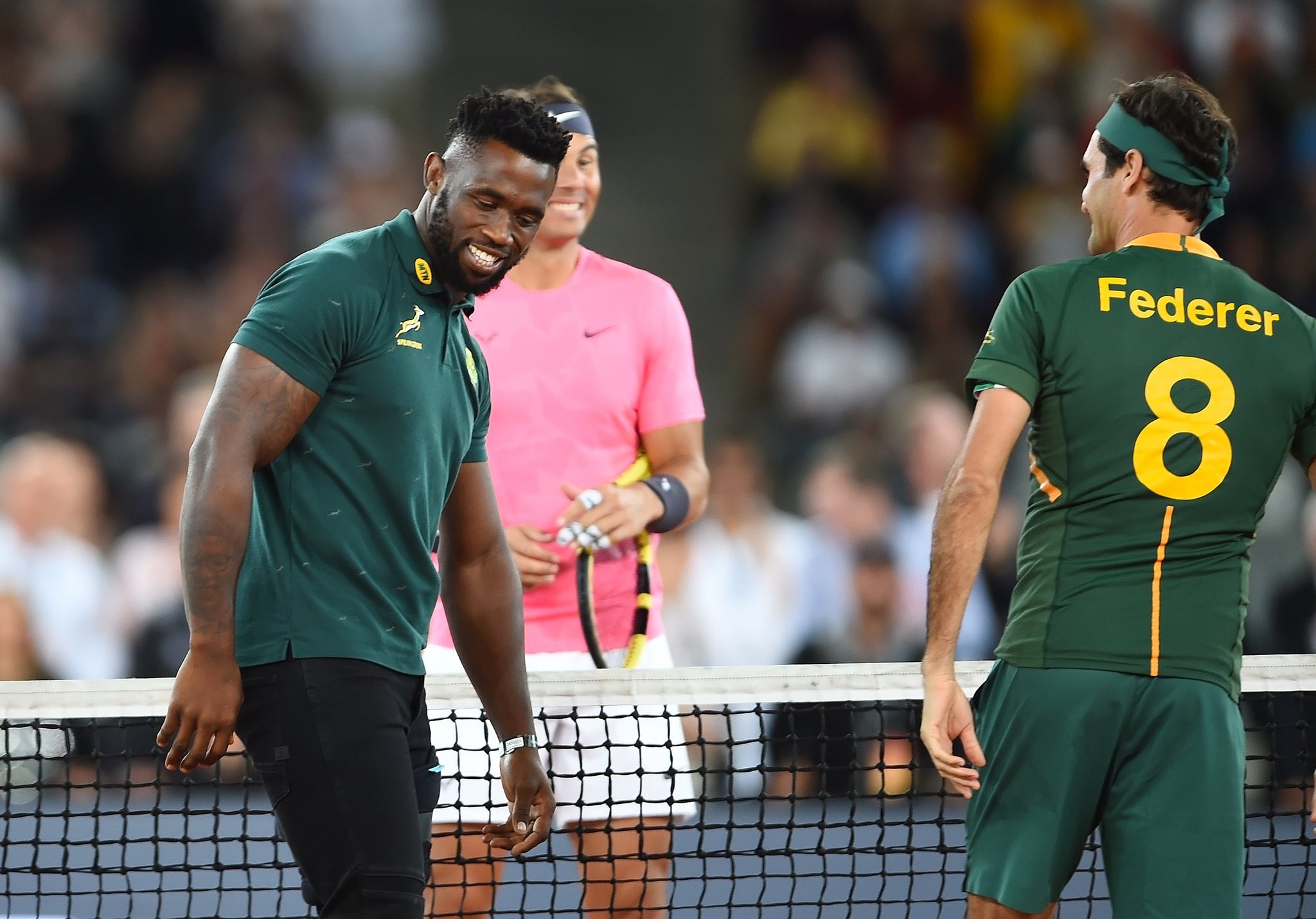 Federer diz que jogar na África foi emoção e risco